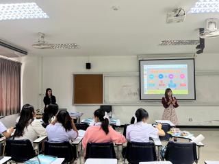 23. โครงการพัฒนาทักษะด้านภาษาอังกฤษ สำหรับนักศึกษาครู ชั้นปีที่ 3